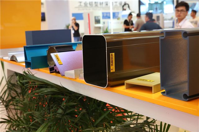 中国金属铝加工行业转型发展亮点多