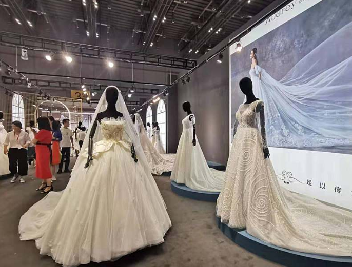 2020上海国际婚纱展,将改期至7月举办