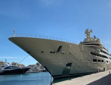西班牙巴塞罗那维尔港