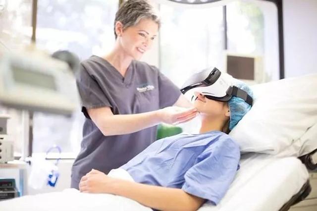 虚拟现实治疗恐惧症 它在医疗领域的应用远不止于此