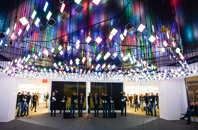 关于德国照明及建筑展Light   Building的调期通知