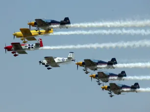 2020郑州航展4月29日举办 6机喷气战机编队首秀中原