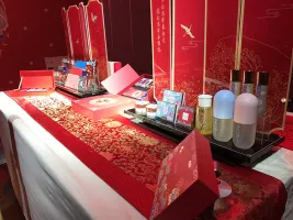 化妆品新时代 “中国风”当道