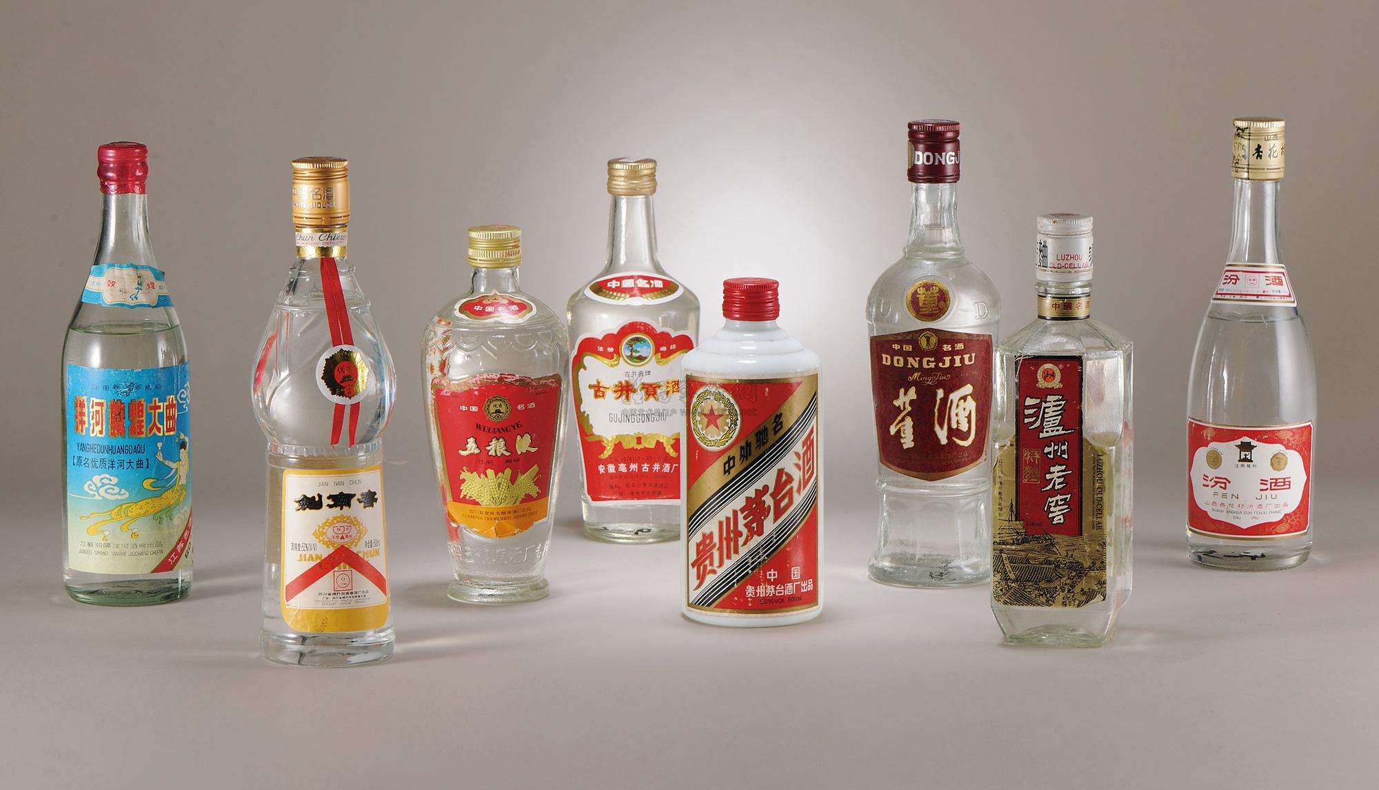 名酒企“收割”市场提速，业内称地产酒生存空间仍在