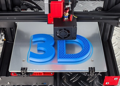 产业规模迅速扩大 FDM桌面级3D打印机应用火热