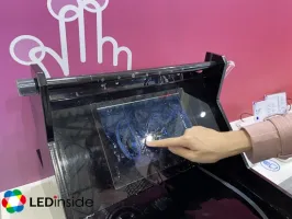 汽车工业技术展：车灯应用再升级，车内显示专业分工